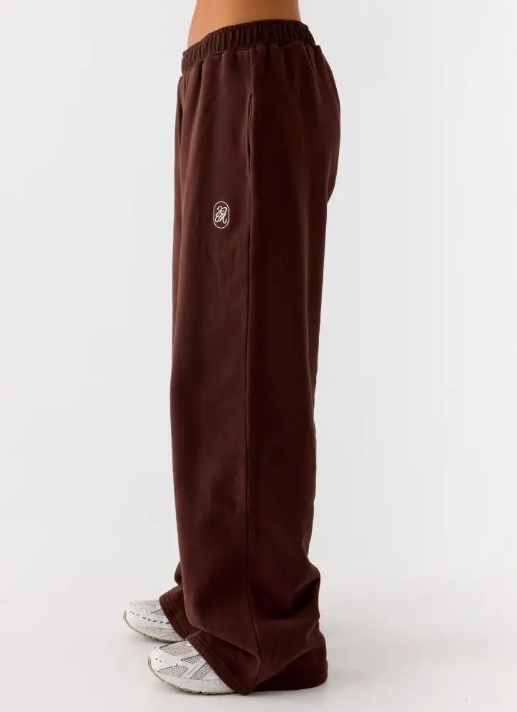 Signature Low Rise Sweatpants - Chocolate - Pants + Leggings