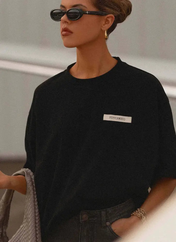 Signature Oversized Tee - Black - T-Shirts